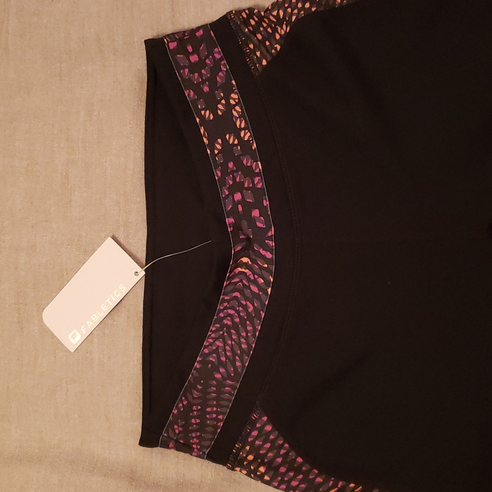 NWT Fabletics Multicolored Workout Capri - Size S